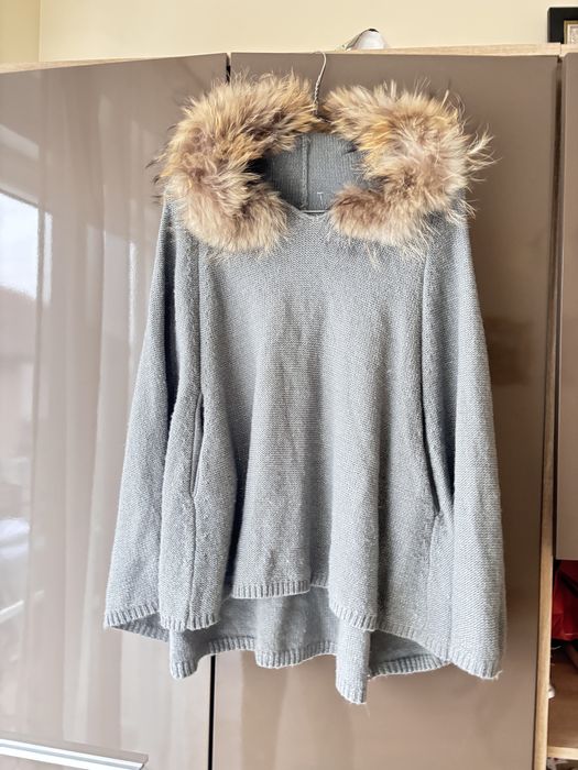 Capa cu blana de vulpe