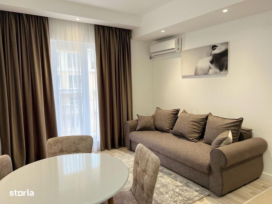 Studio dublu Cosmopolis
