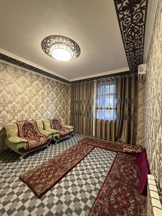 Ижарага берилади 2 хона 2- етад 22- мактаб олдида янги бозор