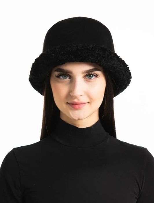 Продам шляпку демисезонную