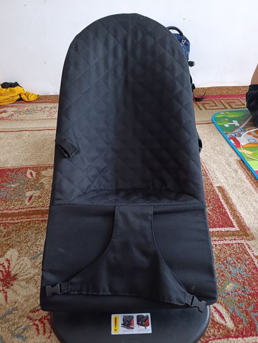 Продается шезлонг