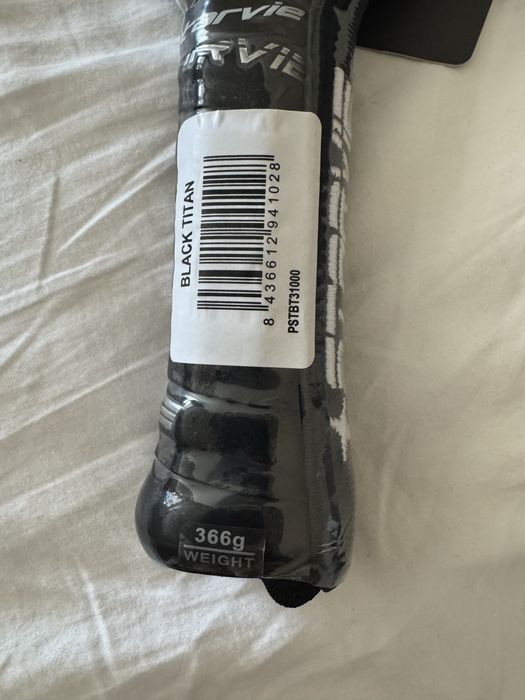 Starvie Black Titan падел ракета чисто нова