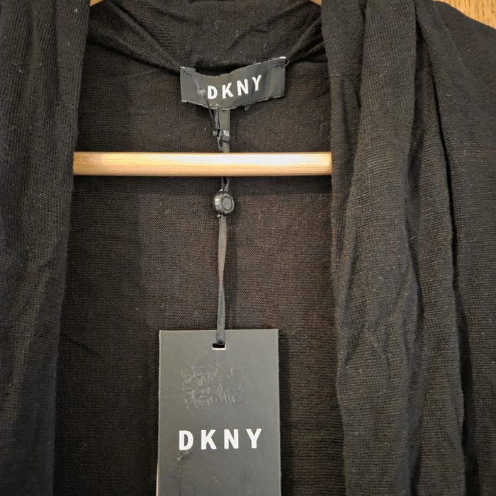 Bluza noua cu eticheta DKNY