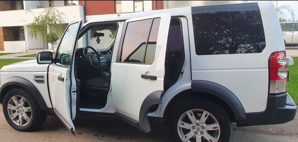 Land Rover Discovery 4