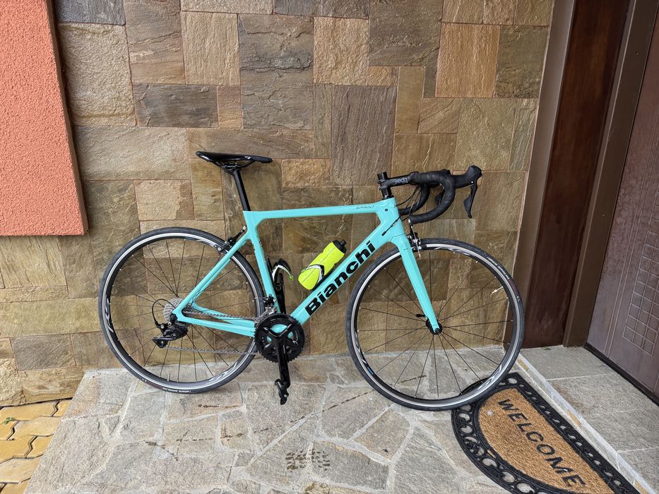 Карбонов шосеен велосипед BIANCHI  SPRINT