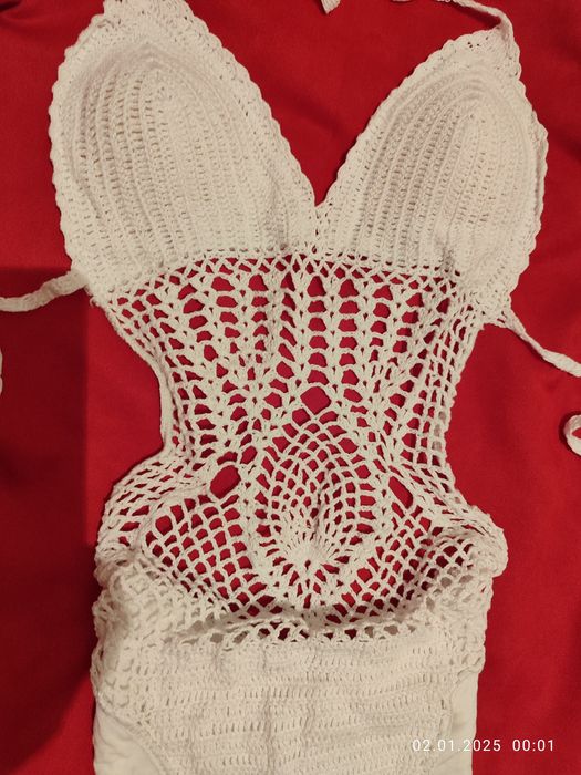 Купальник вязаный, парео