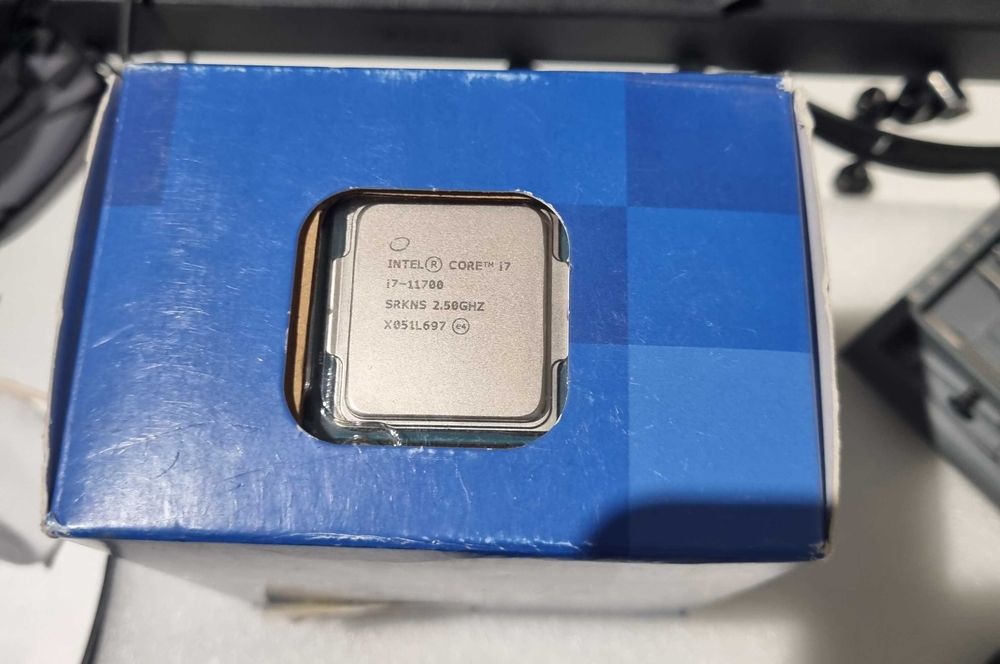 Intel Core i7-11700 BOX