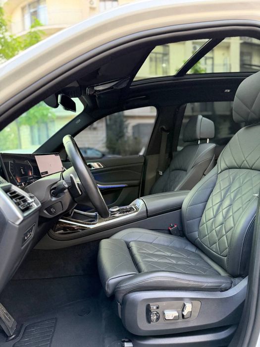 Bugun sotuvimizda BMW X7 40i
