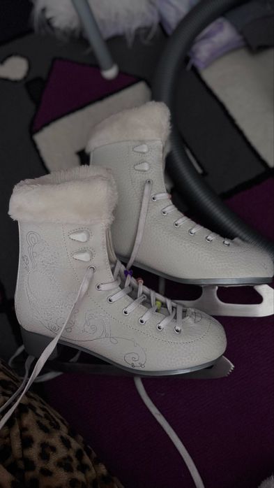 patine si role artistice