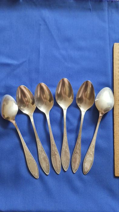 Мельхиоровые ложки вилки