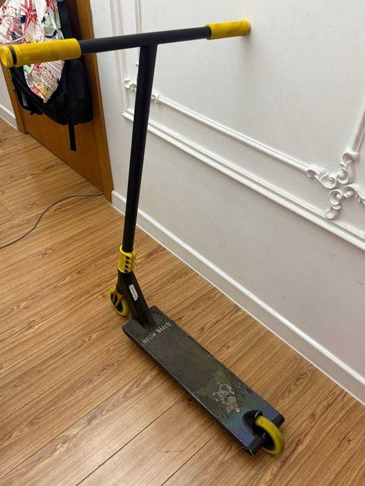 Трюковой самокат