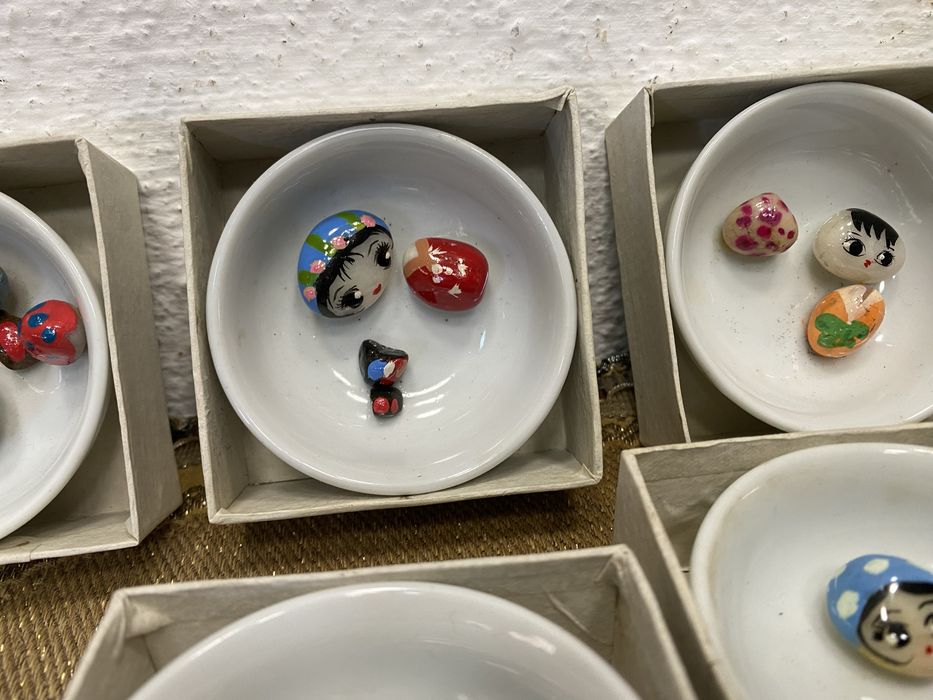 Френски порцеланови купички за декорация или за кукли