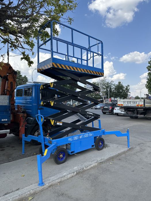 Подъемник ножничный передвижной 500 кг. Padyomnik qaychilik 500kg