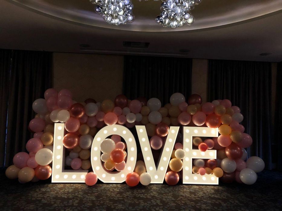 Litere Volumetrice LOVE