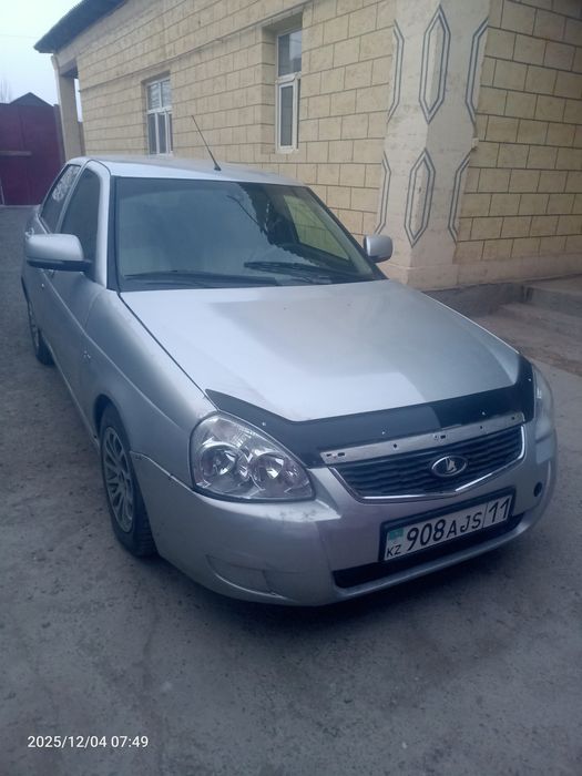 Срооочно продам машину