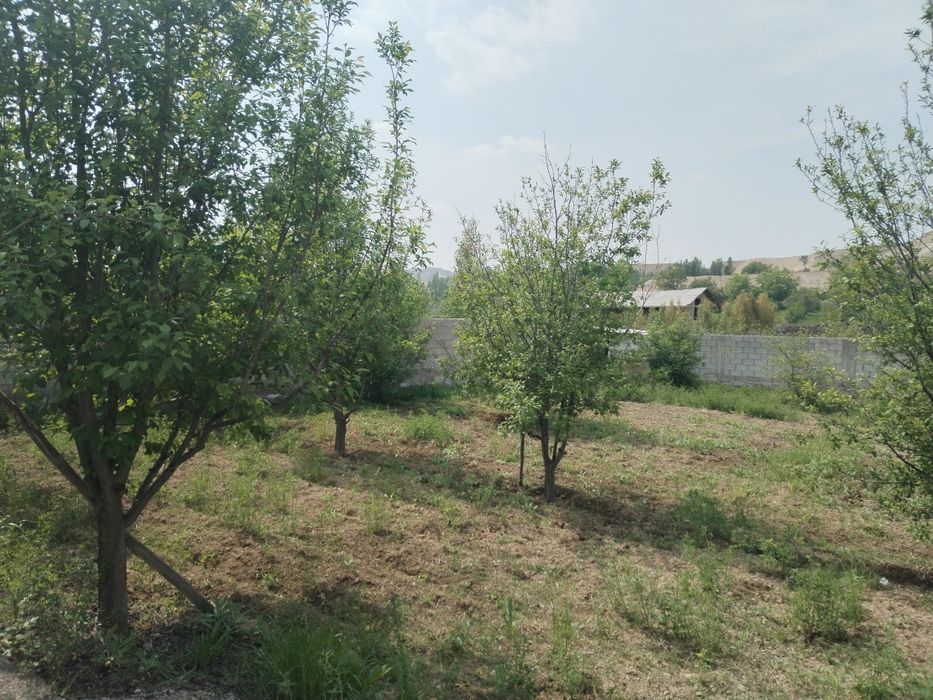 Участка сотилади