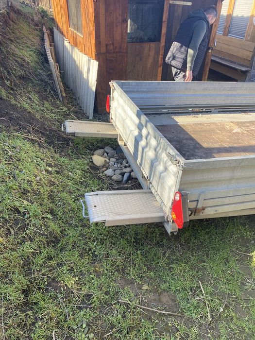 Vand  remorca trailer