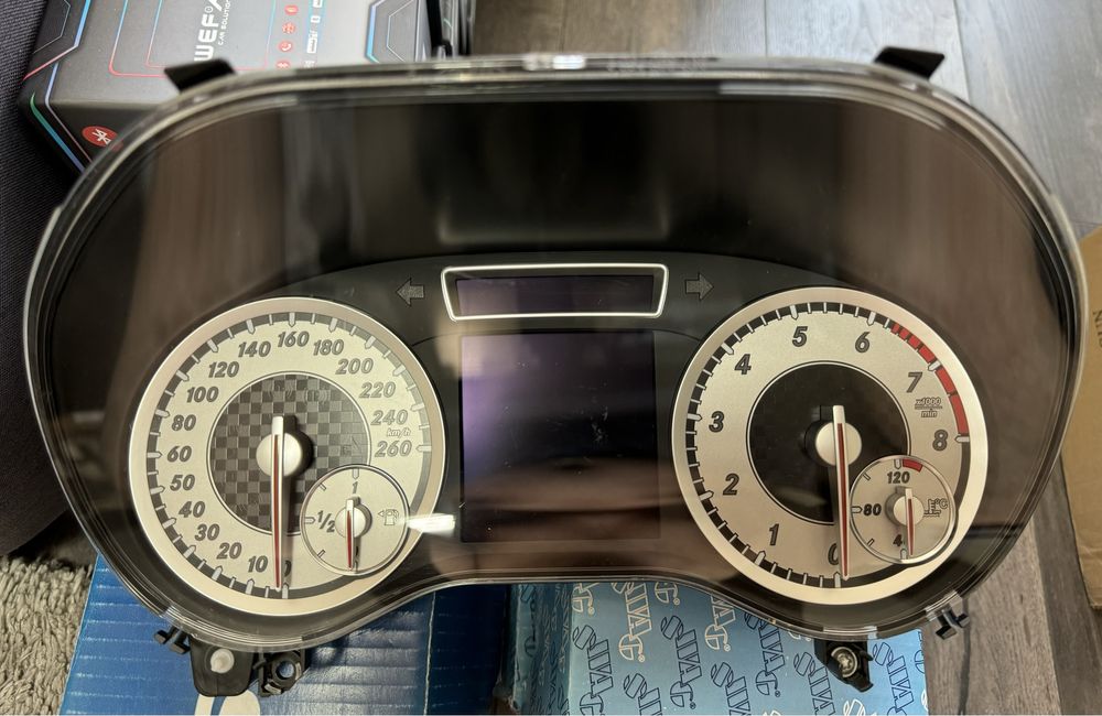 Километраж за Mercedes A class w176 с цветен дисплей