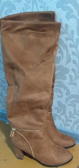 Сапожки замшевые 40 размер не маломерки