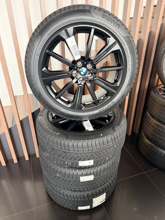 Roti Jante Bmw noi X5 X6 G05 G06 cu anvelope iarna pe 20