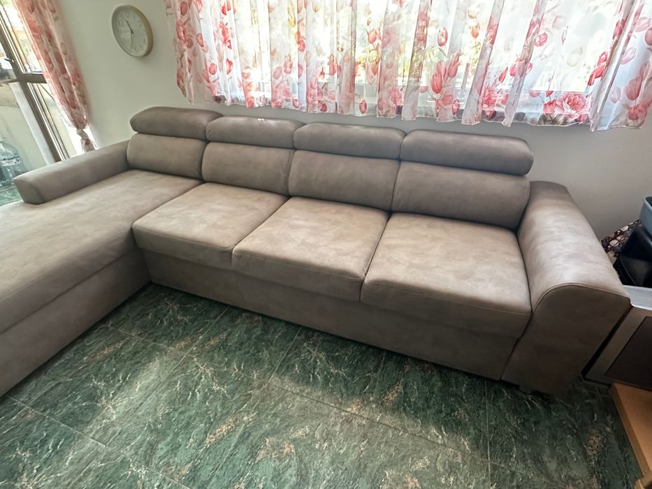 Разтегателен диван с лява лежанка р-р 306/196см