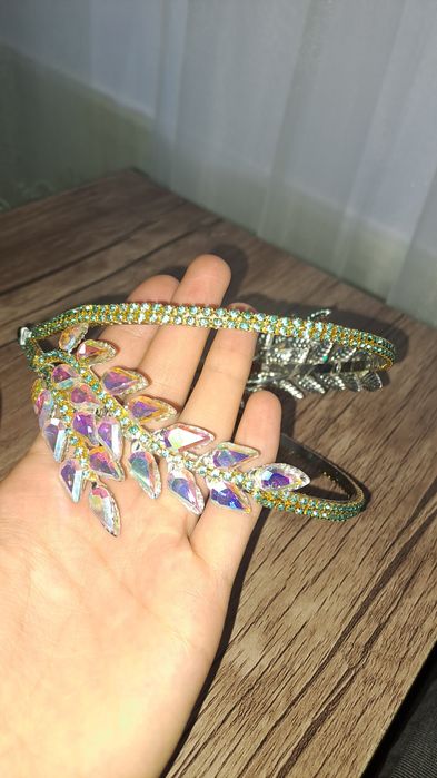 Abadoklar va Diademalar