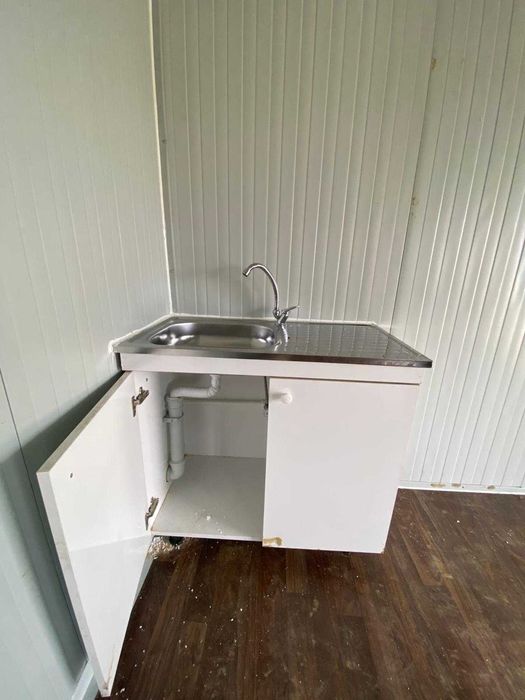 Офис контейнери и фургони