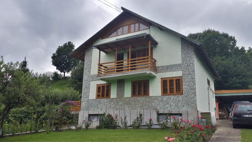 Casa cu teren 2.000mp Rm Valcea Arinilor