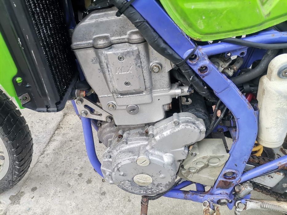 Само на части Kawasaki klx 650