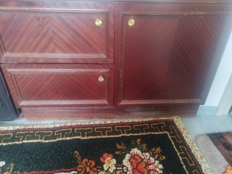 Сандик ва шикаф ва майда тумбочка