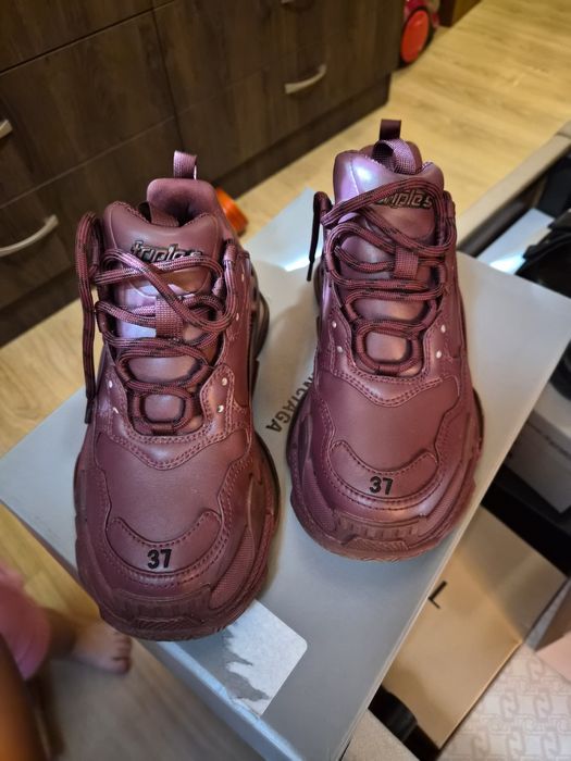 Оригинали Balenciaga triple S