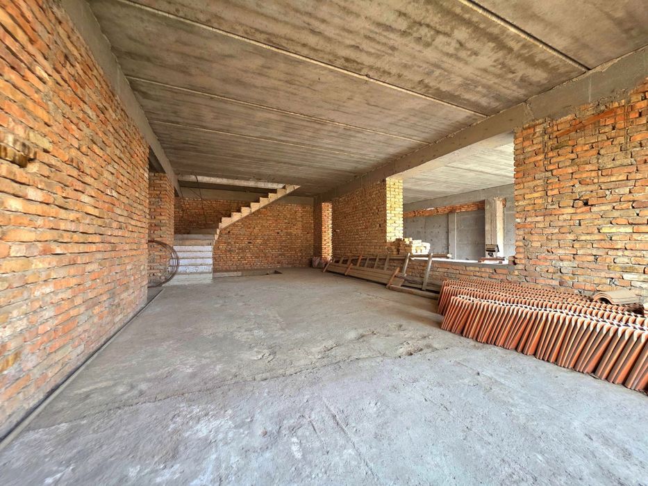 Вайида 3 каватлик хонадон сотилади