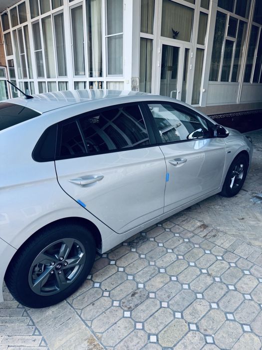 Продаю электромобиль Hyundai IONIQ 2019 года выпуска.