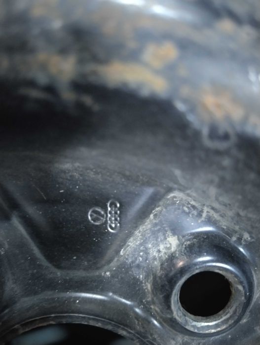 Патерица за AUDI и FolksVagen 14 цола