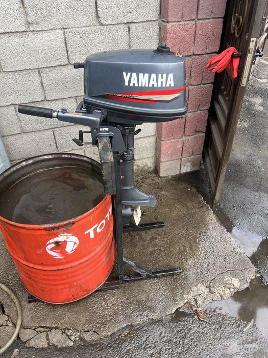 Лодочный мотор Yamaha 4