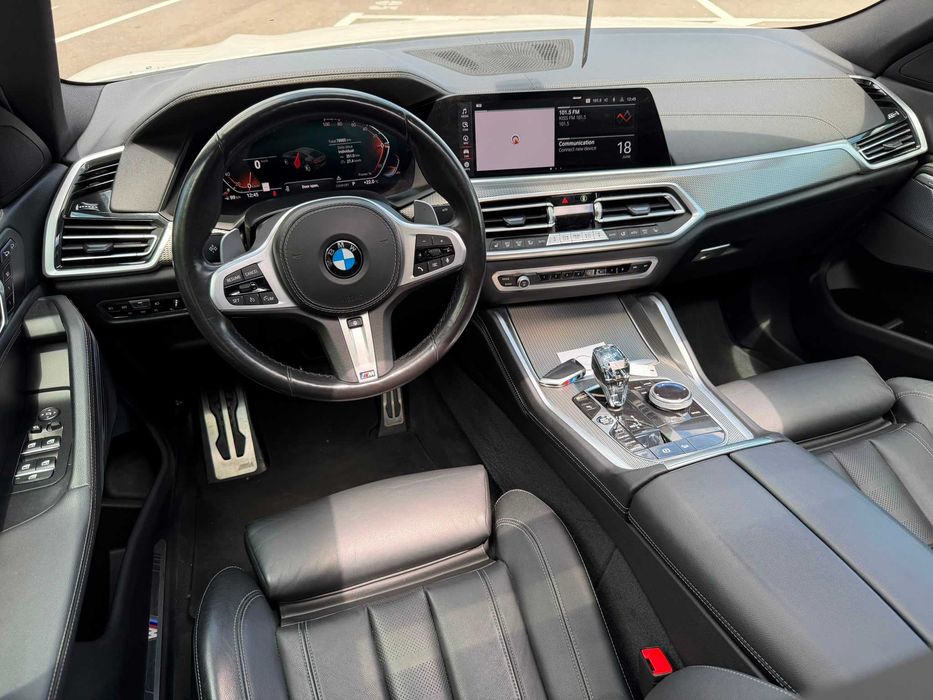 BMW X6 40i M pack / Panoramic / Soft close
