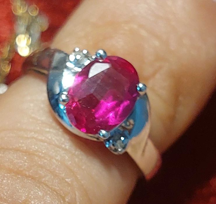 Кольцо из белого золота