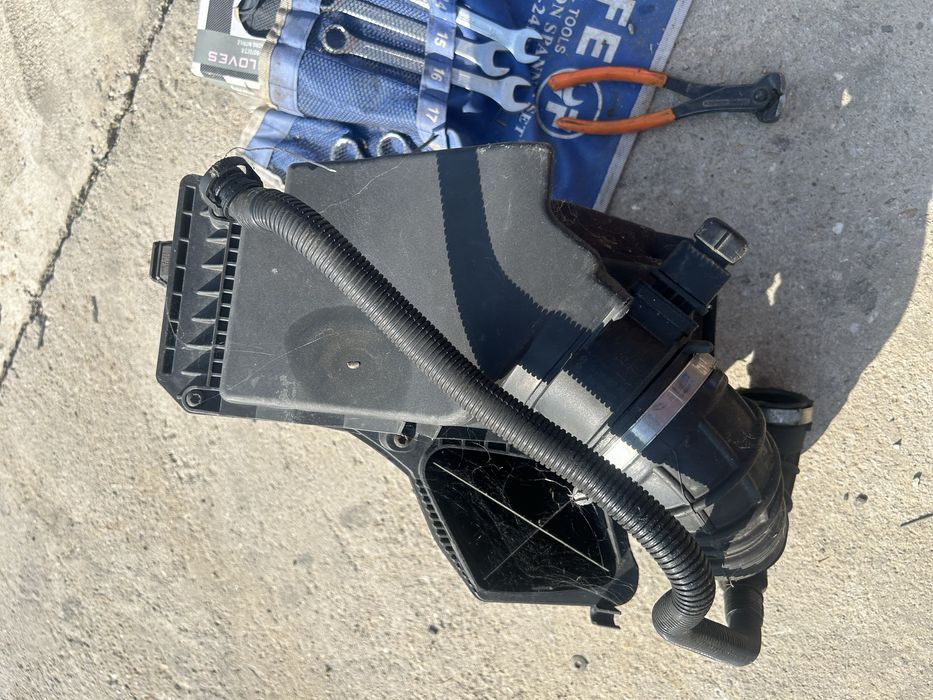 Carcasa filtru Aer Audi A4 A5 din dezmembrari