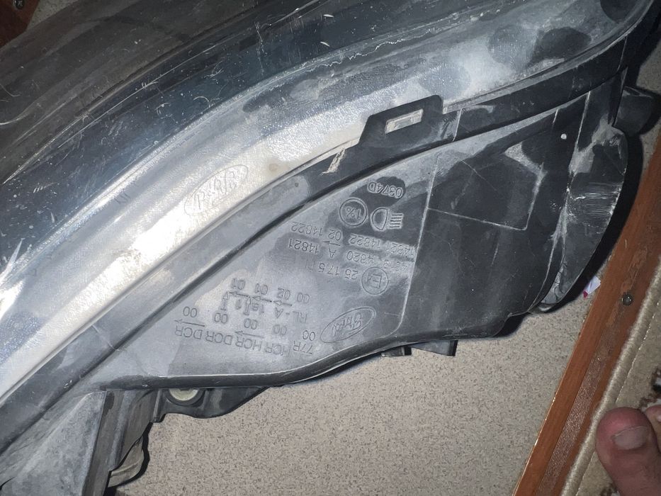 Форд фокус фара