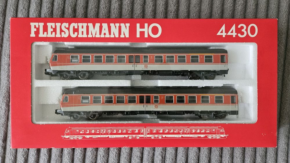 Trenulet Locomotiva Vagon Fleischmann HO
