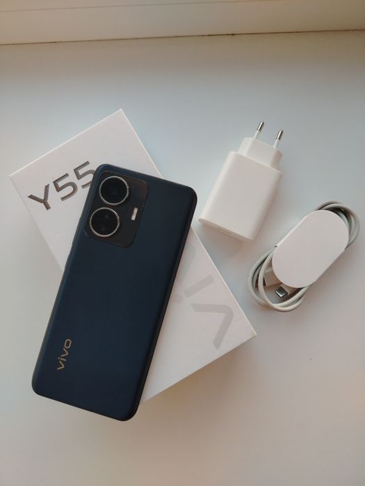 Продам смартфон Vivo Y55 в отличном состоянии.
Использование: Пользова