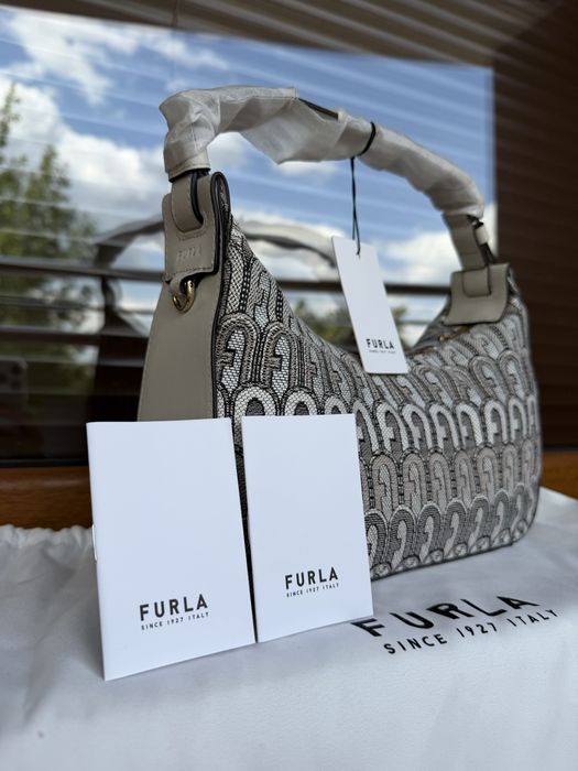 Furla Toni Ballerina нова чанта