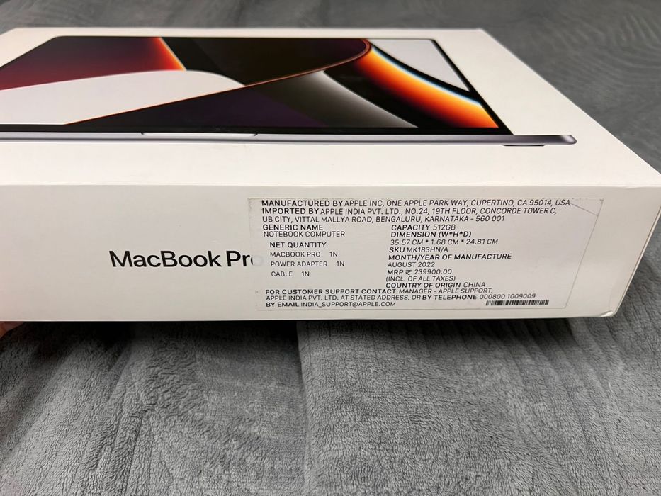 Macbook Pro 16-inch