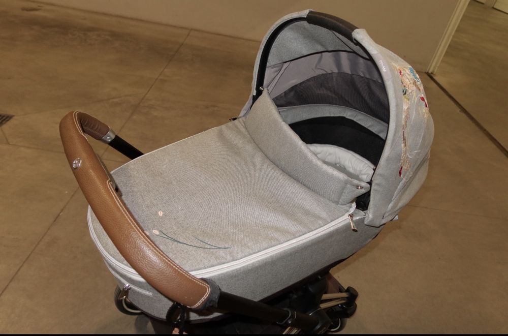 Кош за новородено Cybex Priam 4 /e-PRIAM Lux Koi