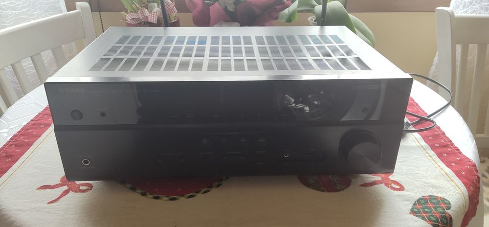 Yamaha rx- v485 продавам