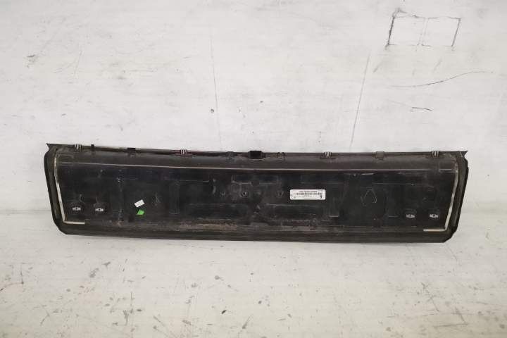 Форд Мустанг / Ford Mustang Оригинален панел за багажник с място за ка