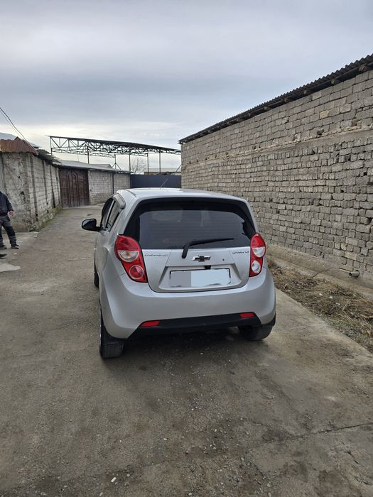 Продам срочно Спарк