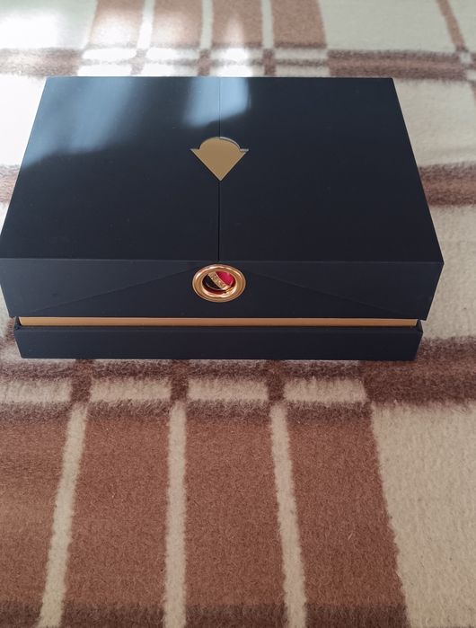 Продам смартфон K1 криптокошельком