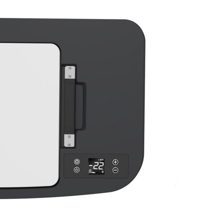 Хладилник за Tesla Model 3 / Y