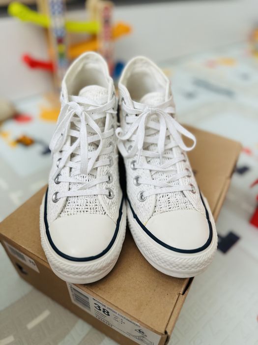 Converse на платформа